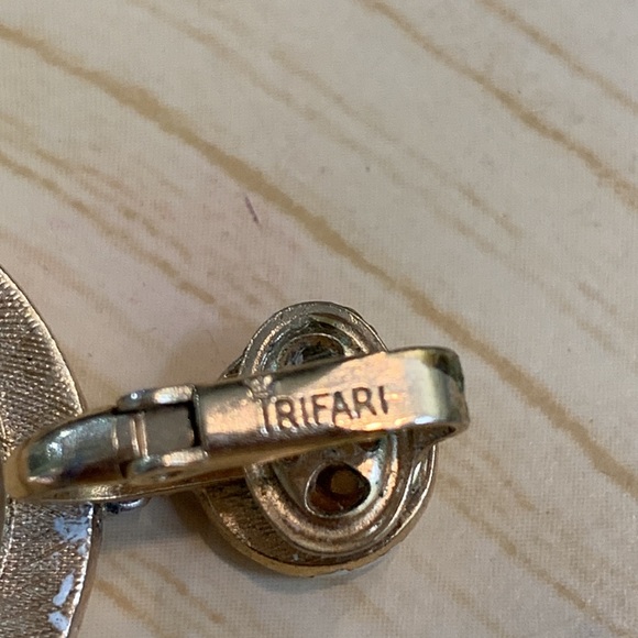 Yellow Trifari Hoop Earrings - Picture 5 of 5